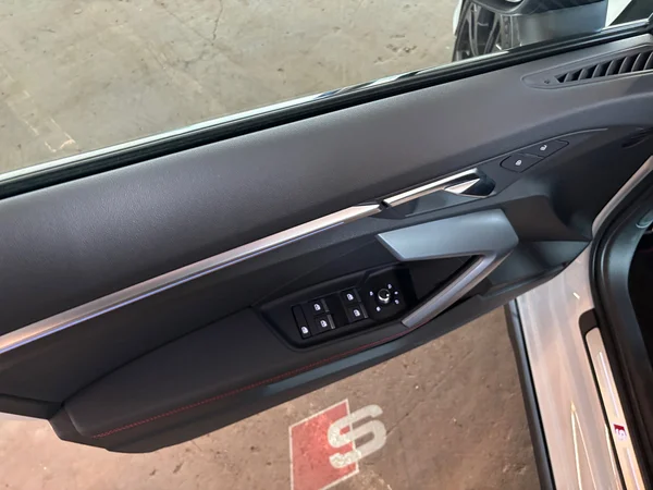AUDI A3 Sportback PHEV (2025) — foto 11 van 24