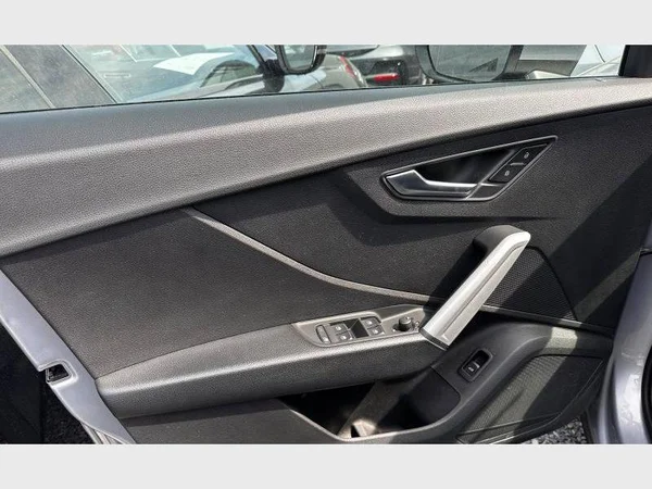 Audi Q2 (2023) — foto 20 van 33