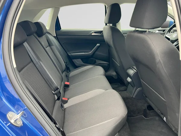 VOLKSWAGEN Polo (2025) — foto 4 van 18