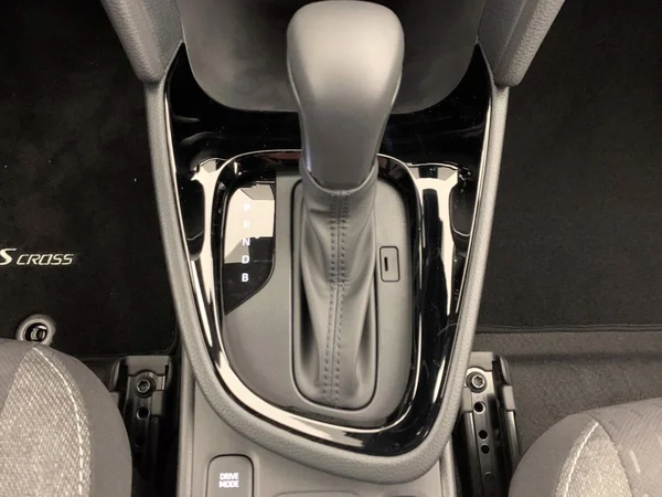 Toyota Yaris Cross Hybrid (HEV) (2026) — foto 8 van 25