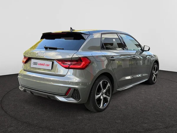 AUDI A1 Sportback (2023) — foto 13 van 16