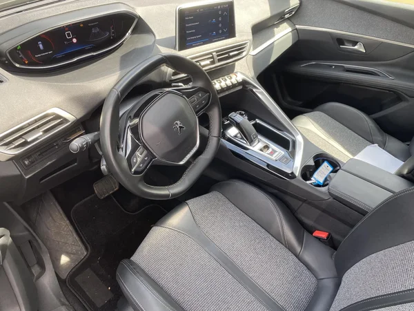 Peugeot 3008 (2019) — foto 4 van 22