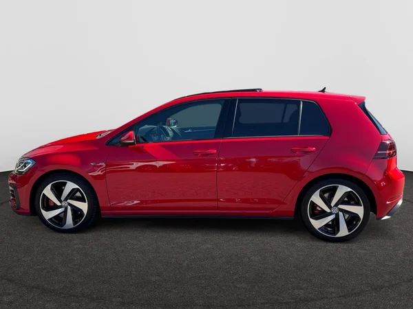 VOLKSWAGEN Golf VII GTI (2019) — foto 12 van 23