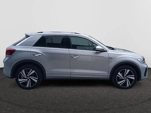 VOLKSWAGEN T-Roc (2023) — foto 11 van 20