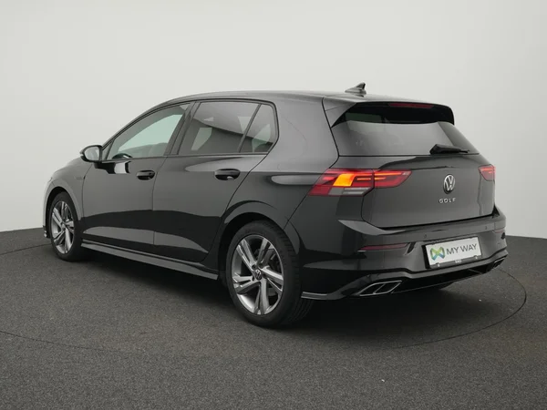 VOLKSWAGEN Golf VIII (2022) — foto 9 van 31