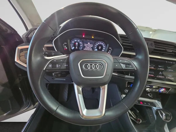 AUDI Q3 PHEV (2021) — foto 3 van 23