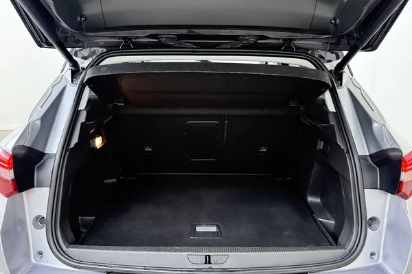 Opel Grandland X (2021) — foto 19 van 23
