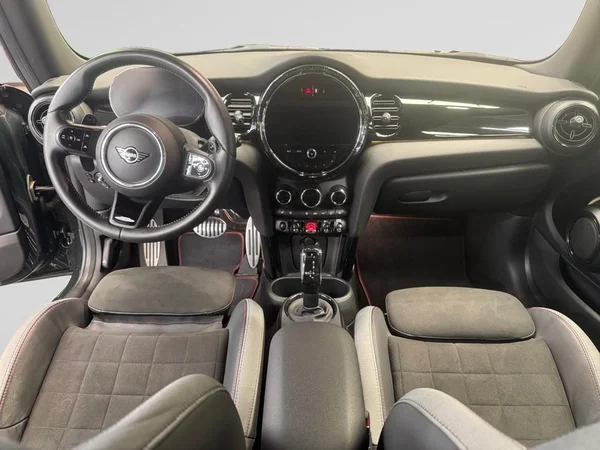 MINI Mini (F56 LCI II) (2022) — foto 11 van 20