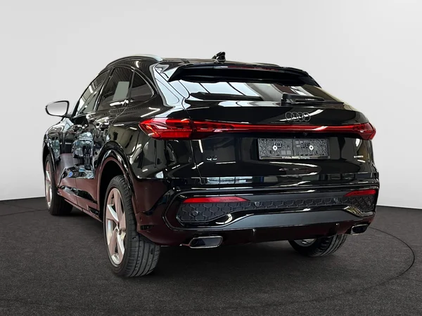 AUDI Q5 Sportback (2025) — foto 14 van 19