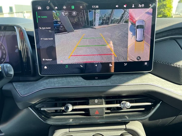 SKODA Kodiaq Dsl (2025) — foto 2 van 19