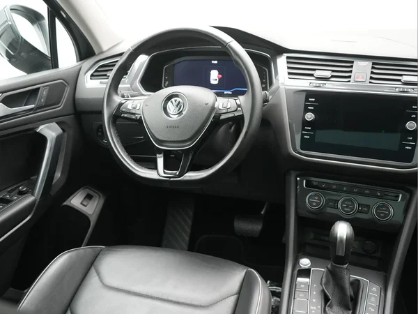 VOLKSWAGEN Tiguan Allspace (2021) — foto 10 van 10