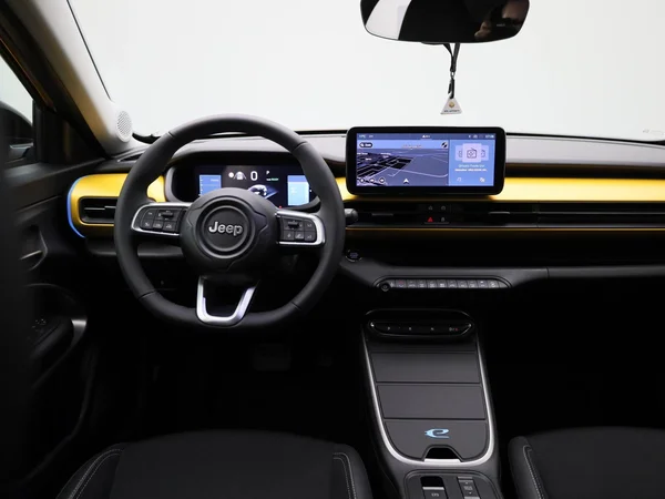 Jeep Avenger (2024) — foto 5 van 25