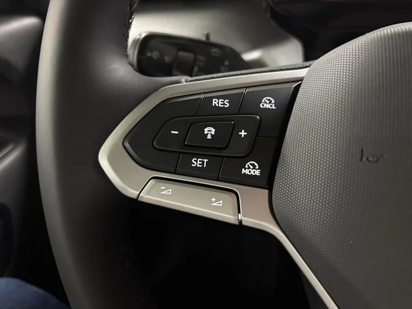 VOLKSWAGEN ID.Buzz Lwb (2026) — foto 7 van 15