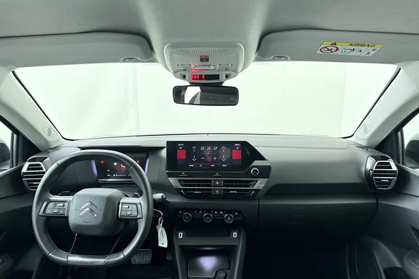 Citroen C4 (2021) — foto 18 van 18