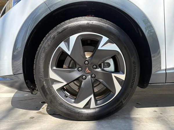 CUPRA Tavascan (2026) — foto 16 van 24