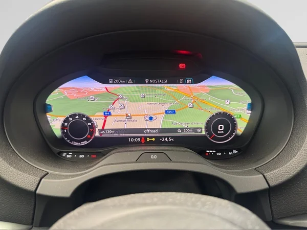 AUDI A3 Sportback (2019) — foto 3 van 12