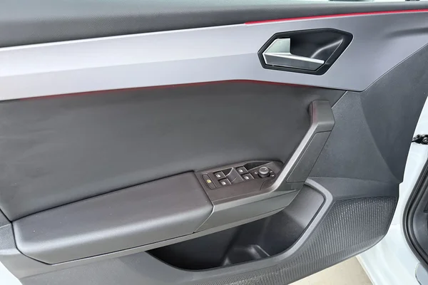 Seat Leon ST (2021) — foto 9 van 19