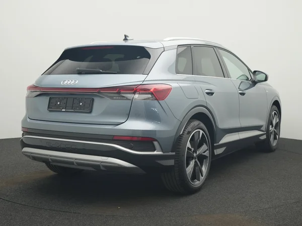 AUDI Q4 e-tron (2025) — foto 12 van 20