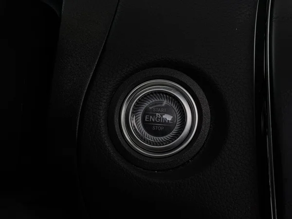 MERCEDES GLC200 (2023) — foto 15 van 31