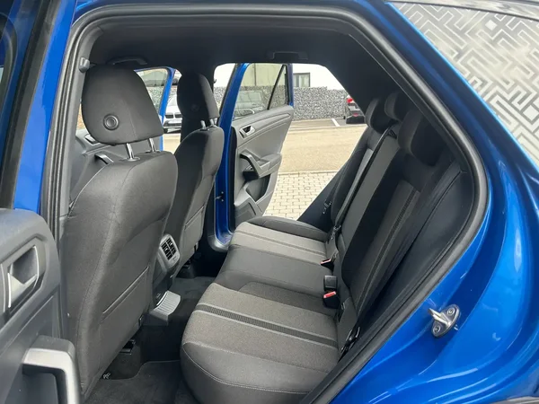 Volkswagen T-Roc (2020) — foto 11 van 24