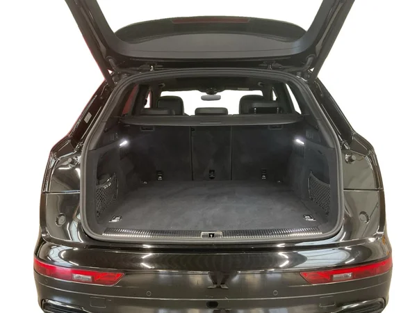 AUDI Q5 PHEV (2021) — foto 13 van 22