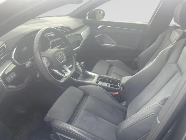 AUDI Q3 Sportback (2025) — foto 21 van 21