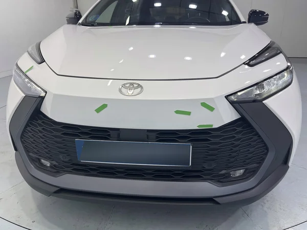 Toyota C-HR Hybrid (HEV) (2024) — foto 34 van 44