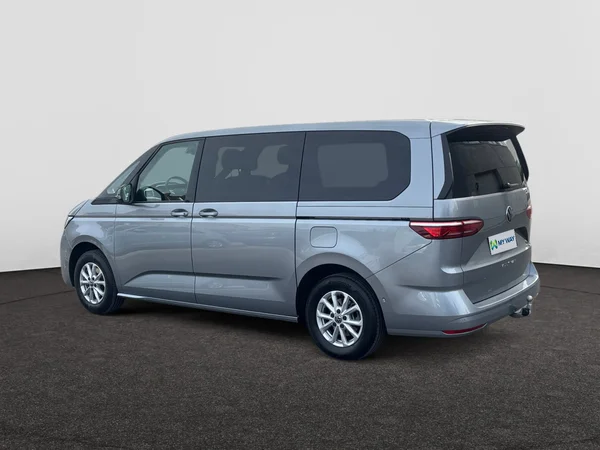 VOLKSWAGEN Multivan T7 Long (2025) — foto 12 van 22