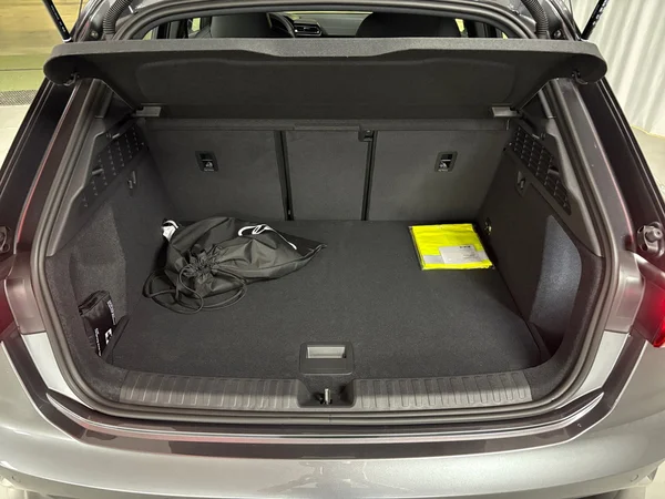 AUDI A3 Sportback PHEV (2025) — foto 4 van 15