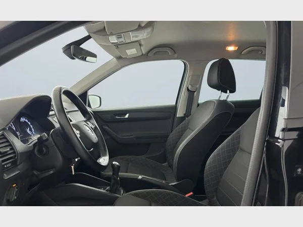 Skoda Fabia (2021) — foto 24 van 24