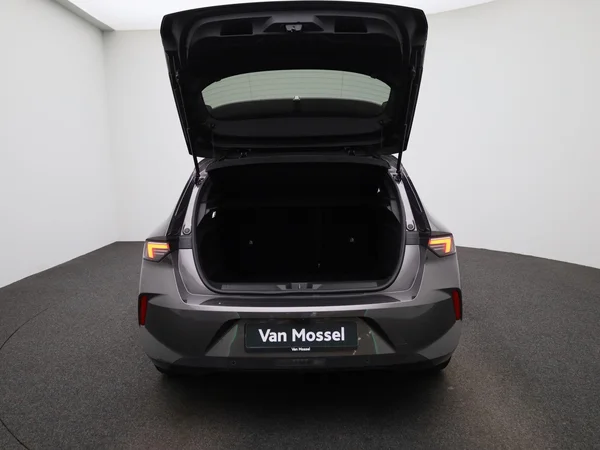 Opel Astra (2023) — foto 3 van 38