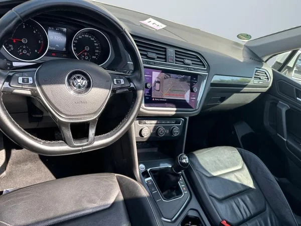 VOLKSWAGEN Tiguan Allspace Dsl (2021) — foto 2 van 23