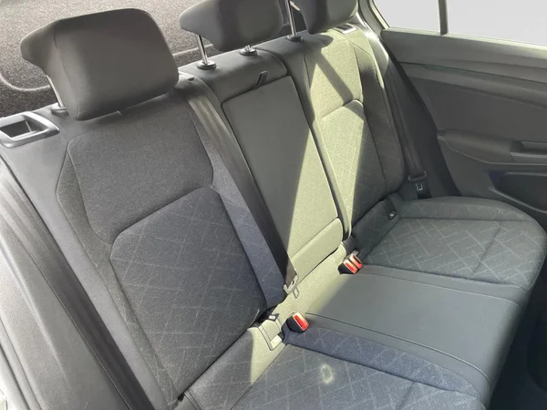 VOLKSWAGEN Golf VIII (2021) — foto 8 van 20