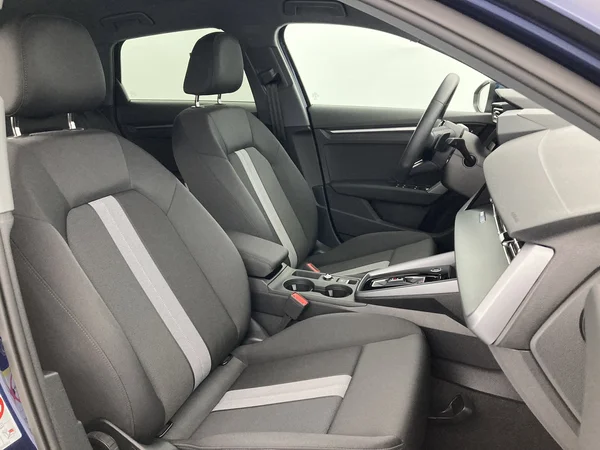 AUDI A3 Sportback (2024) — foto 5 van 36