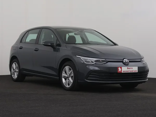 VOLKSWAGEN Golf (2024) — foto 19 van 24