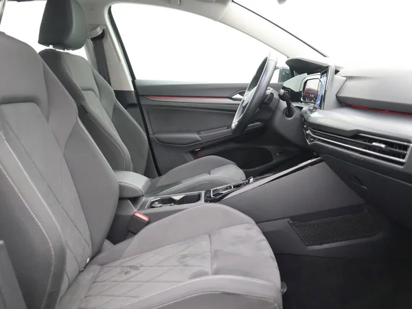 VOLKSWAGEN Golf VIII eHybrid (PHEV) (2024) — foto 3 van 25