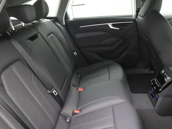 AUDI A6 Avant (2026) — foto 3 van 25