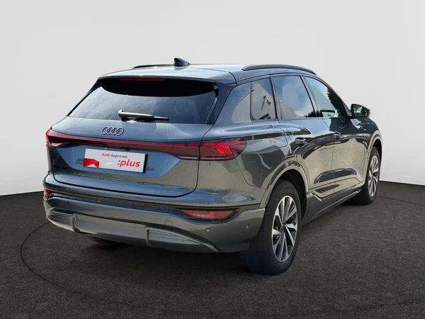 AUDI Q6 e-tron (2026) — foto 10 van 16