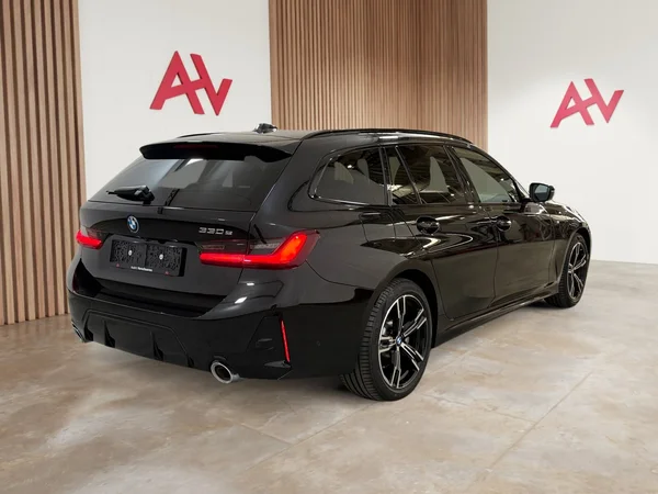 BMW 330 (2025) — foto 26 van 30