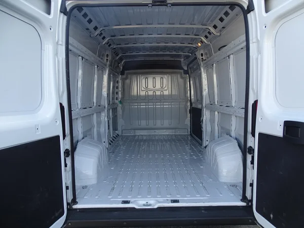 Opel Movano (2025) — foto 6 van 16