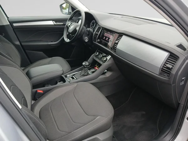 SKODA Kodiaq Dsl (2022) — foto 6 van 20