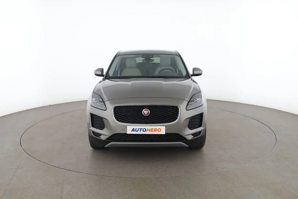Jaguar E-Pace (2020) — foto 15 van 16