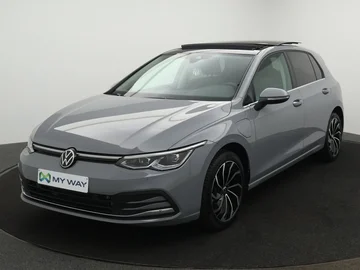VOLKSWAGEN Golf VIII eHybrid (PHEV) (2024)