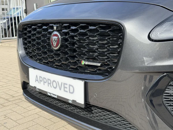 Jaguar E-PACE (2021) — foto 21 van 30