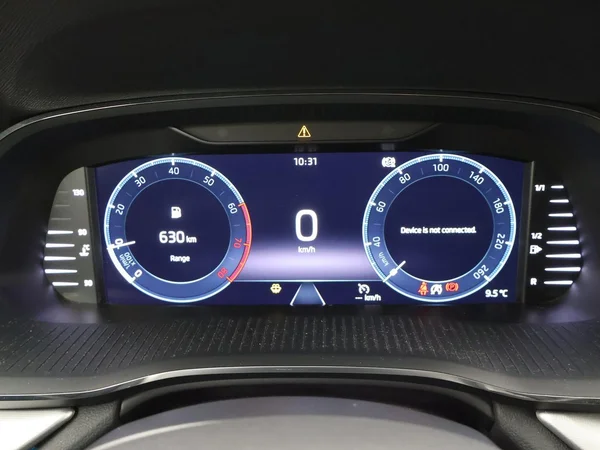 SKODA Octavia Combi (2022) — foto 9 van 29