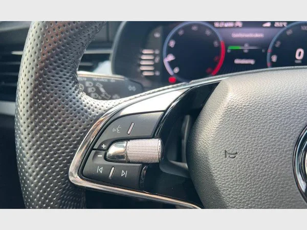 Skoda Scala (2022) — foto 8 van 26
