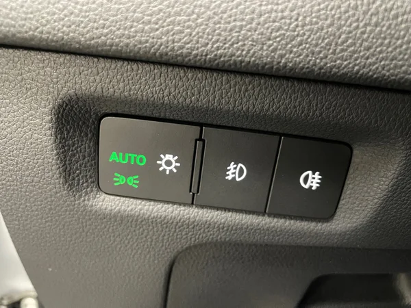 SKODA Octavia Combi (2024) — foto 6 van 15