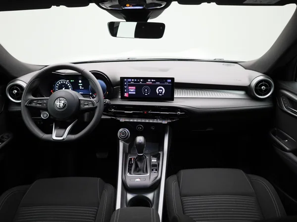 Alfa Romeo Tonale (2023) — foto 26 van 37
