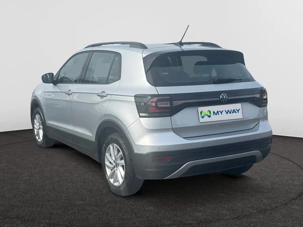 VOLKSWAGEN T-Cross (2023) — foto 10 van 17