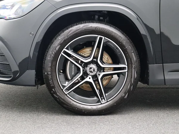 Mercedes-Benz GLA (2025) — foto 35 van 37